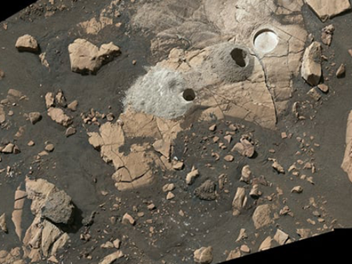 Mars rover sees hints of past life