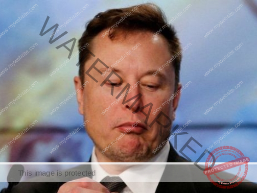 Elon Musk accuses Apple of pulling Twitter from app store