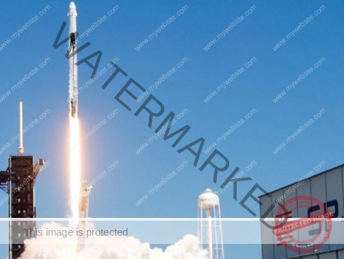 SpaceX gets US approval to deploy up to 7,500 satellites
